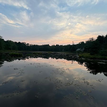 The Flying Dutchman Cottage In Amenities Filled Masthope Community Ski Big Bear Lackawaxen Exterior foto