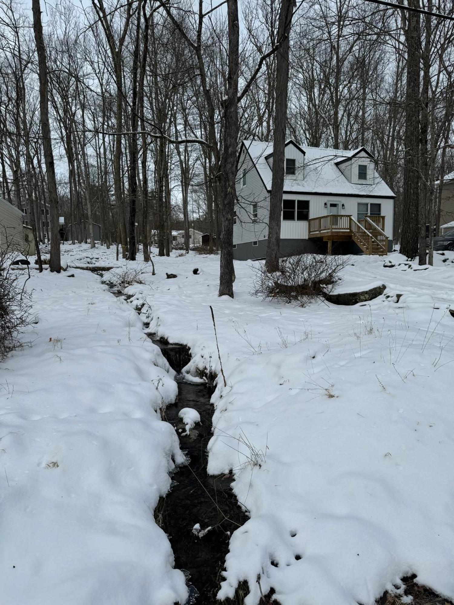 The Flying Dutchman Cottage In Amenities Filled Masthope Community Ski Big Bear Lackawaxen Exterior foto